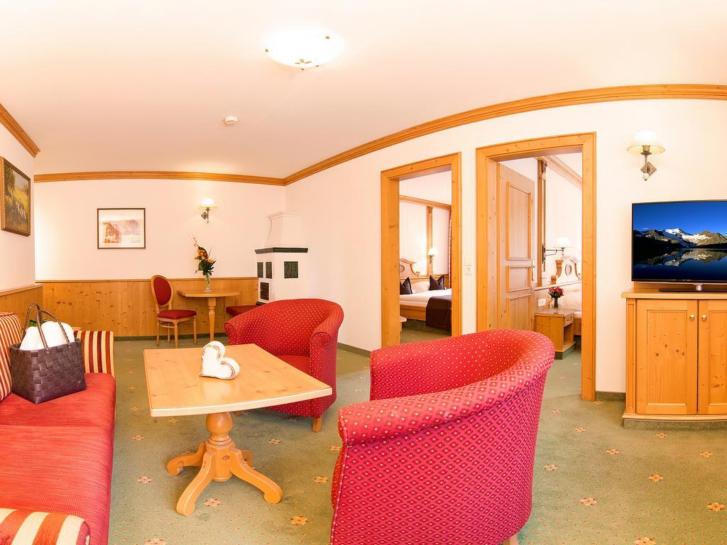 Alpenhotel Tirolerhof Neustift im Stubaital Esterno foto
