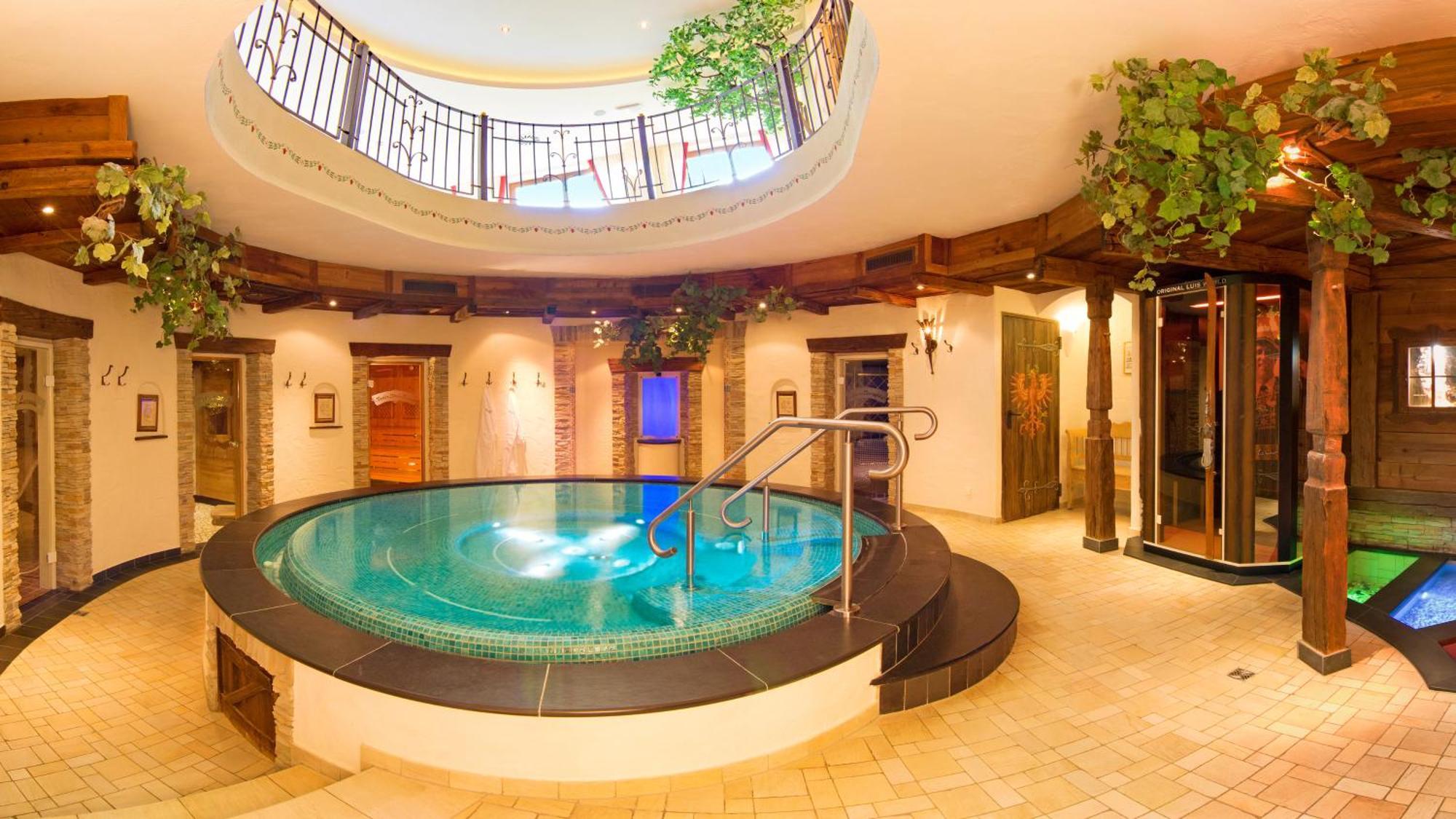 Alpenhotel Tirolerhof Neustift im Stubaital Esterno foto