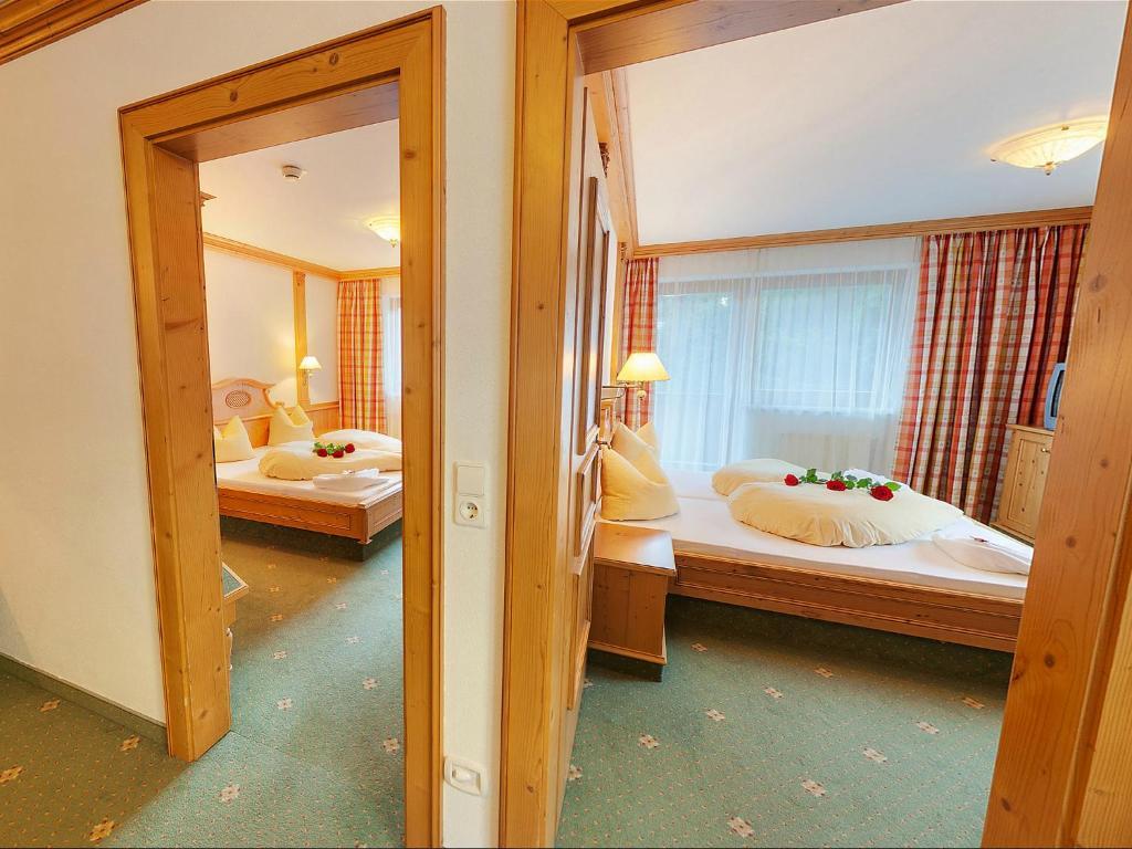Alpenhotel Tirolerhof Neustift im Stubaital Esterno foto