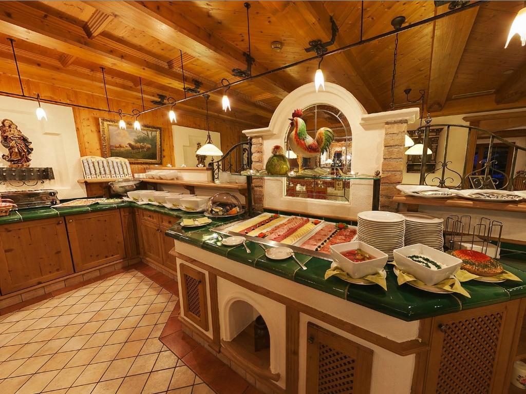 Alpenhotel Tirolerhof Neustift im Stubaital Esterno foto