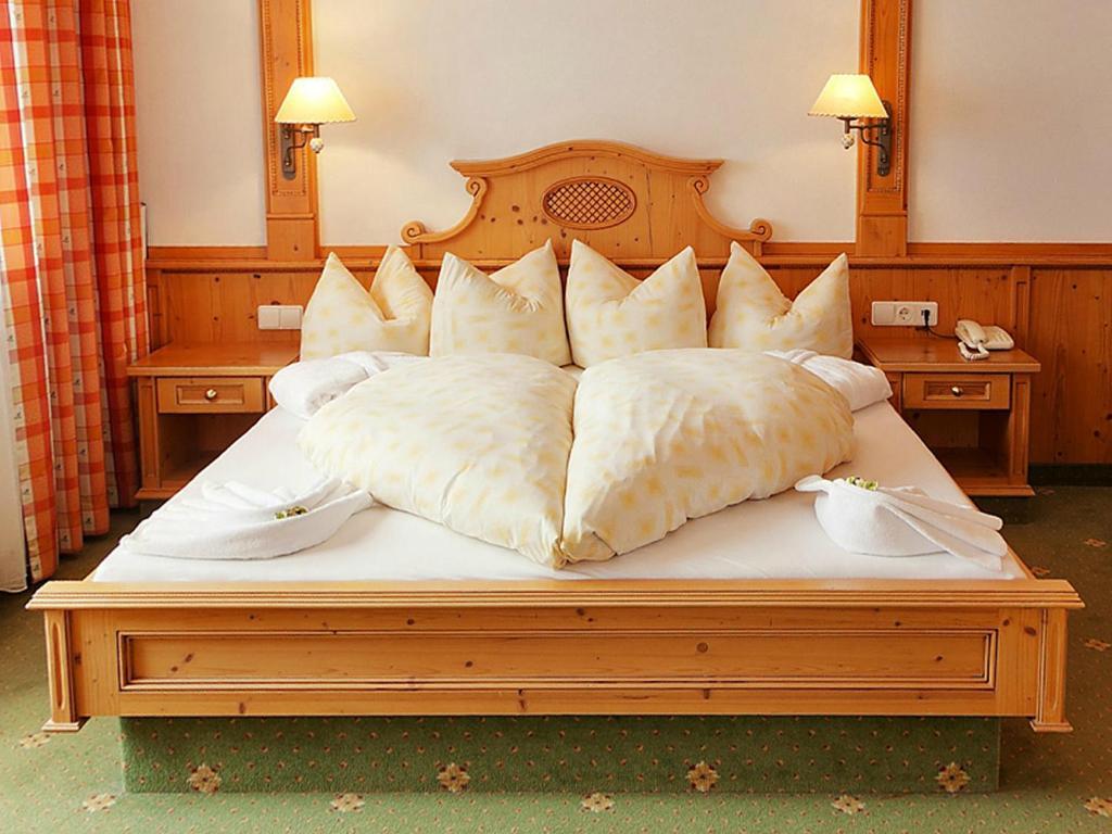 Alpenhotel Tirolerhof Neustift im Stubaital Esterno foto