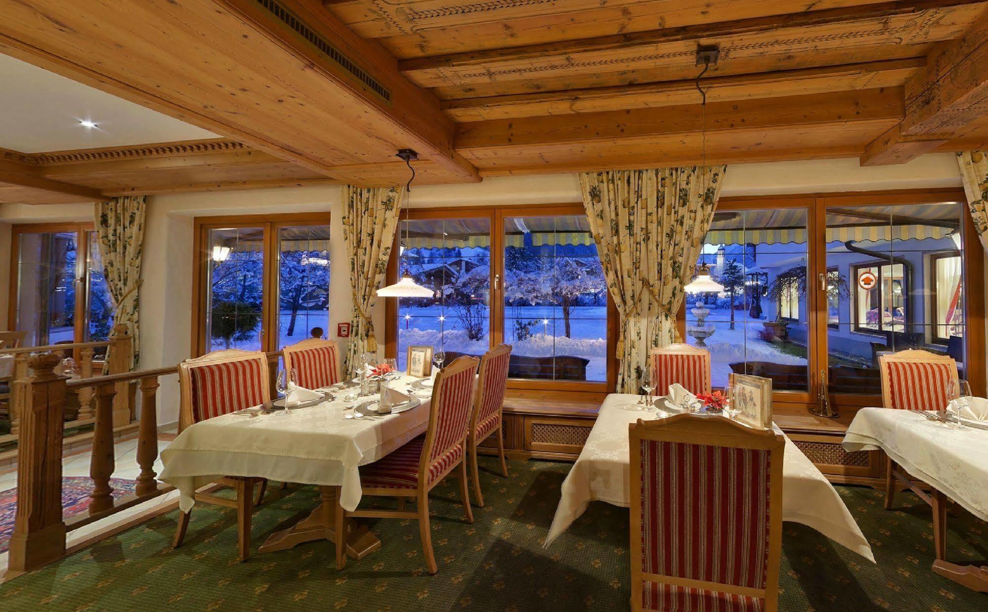 Alpenhotel Tirolerhof Neustift im Stubaital Esterno foto