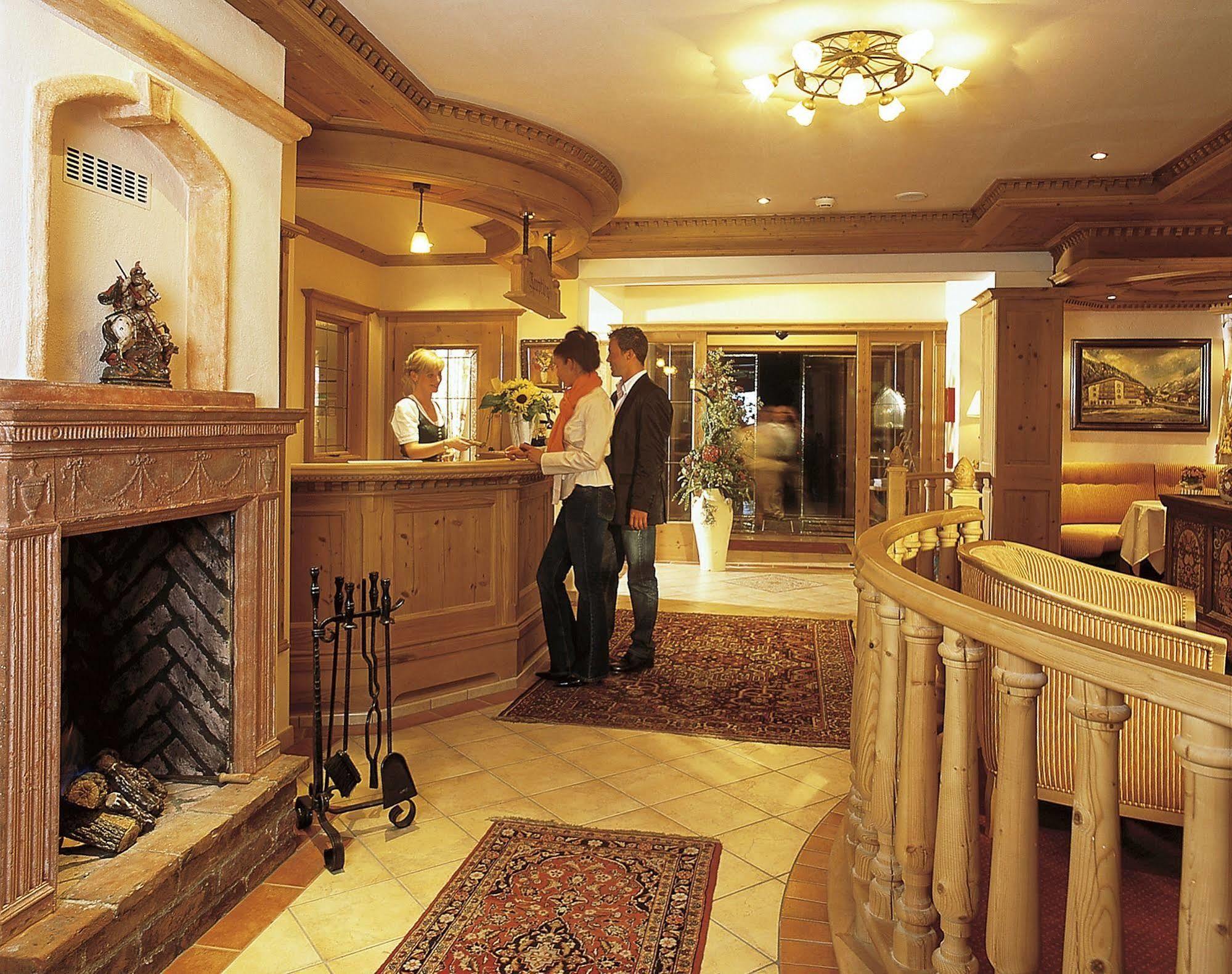 Alpenhotel Tirolerhof Neustift im Stubaital Esterno foto