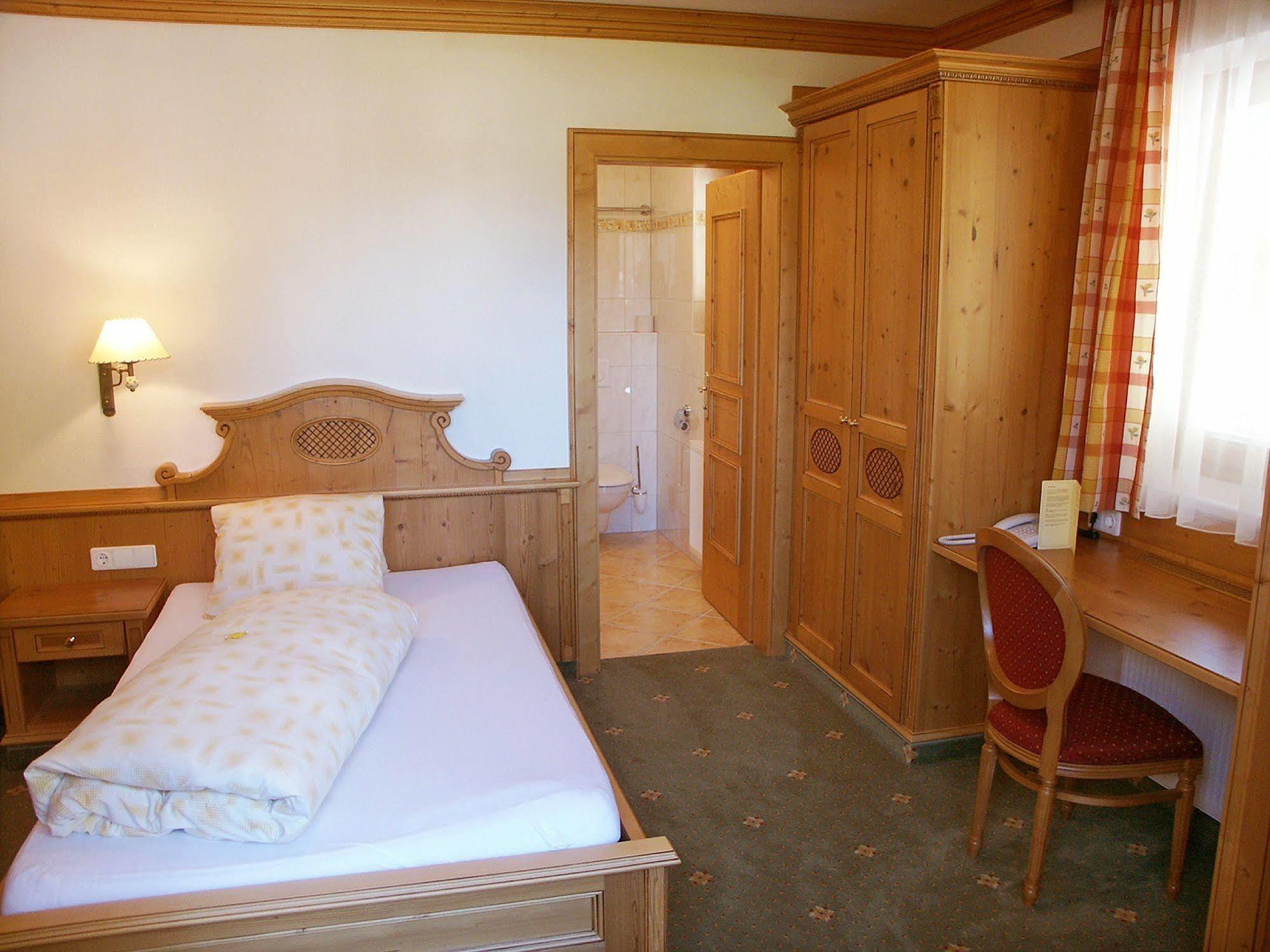 Alpenhotel Tirolerhof Neustift im Stubaital Esterno foto